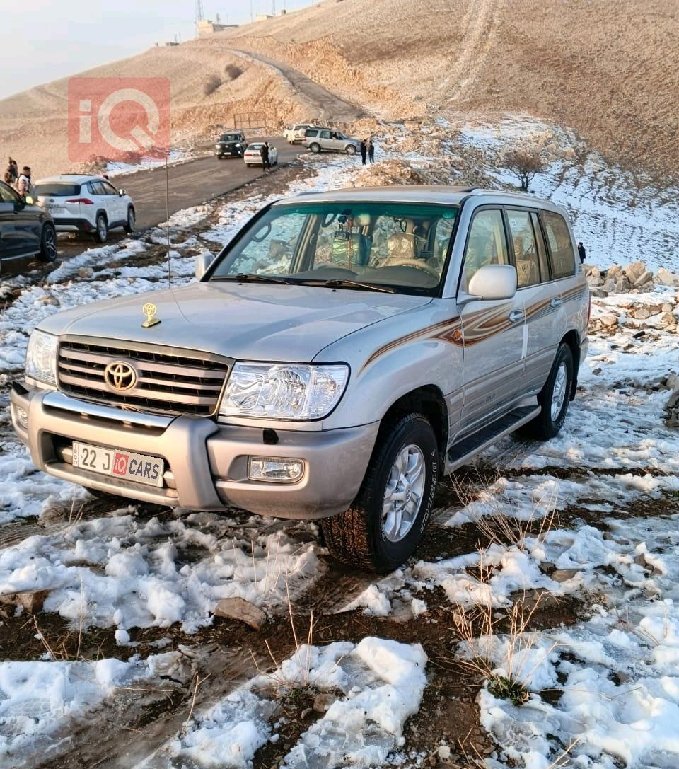 تويوتا لاندكروزر